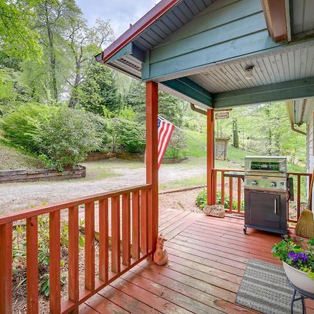 Quaint Blue Ridge Cabin Rental With On-Site Stream! Sparta Exterior photo