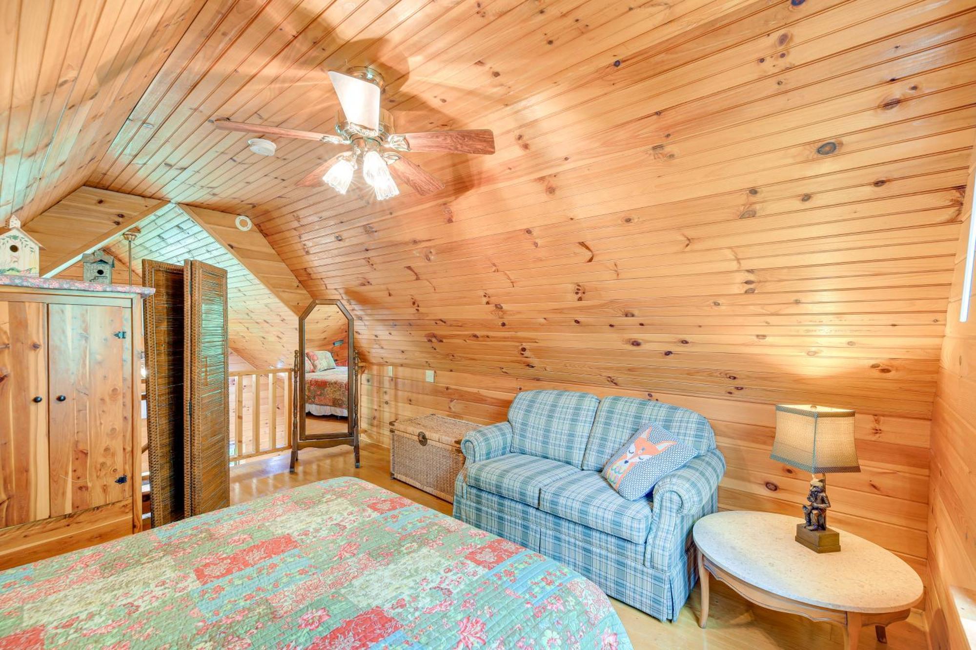 Quaint Blue Ridge Cabin Rental With On-Site Stream! Sparta Exterior photo